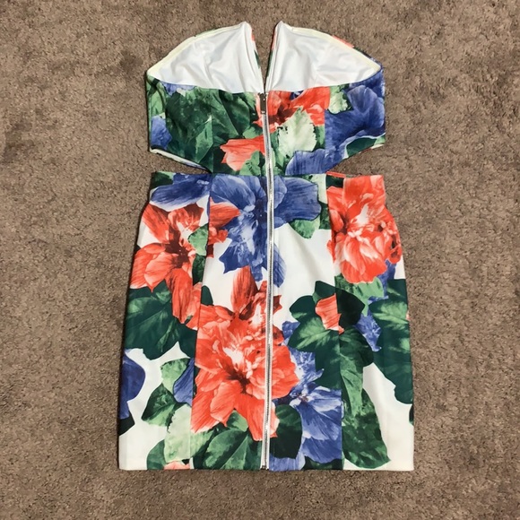 Floral Summer Dress - Picture 3 of 3